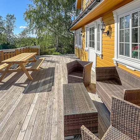 Härligt Hem I Lindesnes Med Bastu * Svenevik