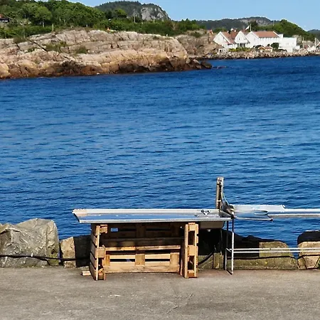 Lovely In Lindesnes With Sauna Svenevik